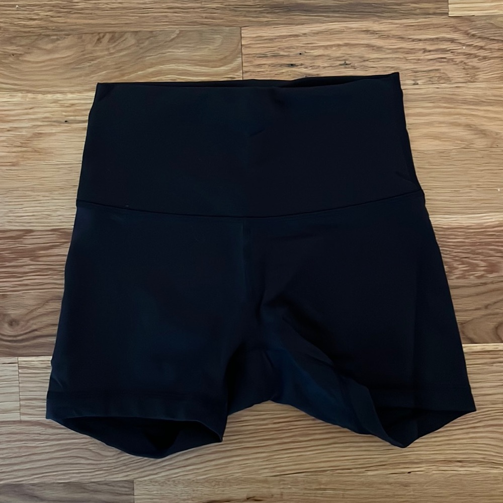Wunder Train 4” Biker Shorts